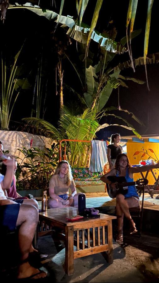 Sintonia Surf Hostel E Bar ウバトゥバ エクステリア 写真